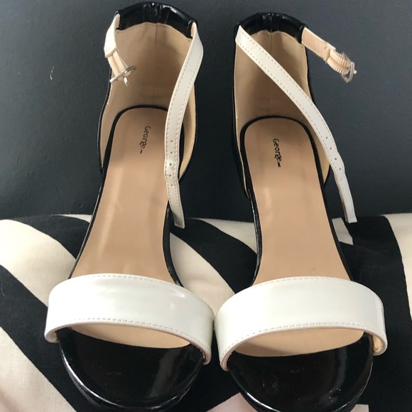 GEORGE Black and White - Picture 1 of 3